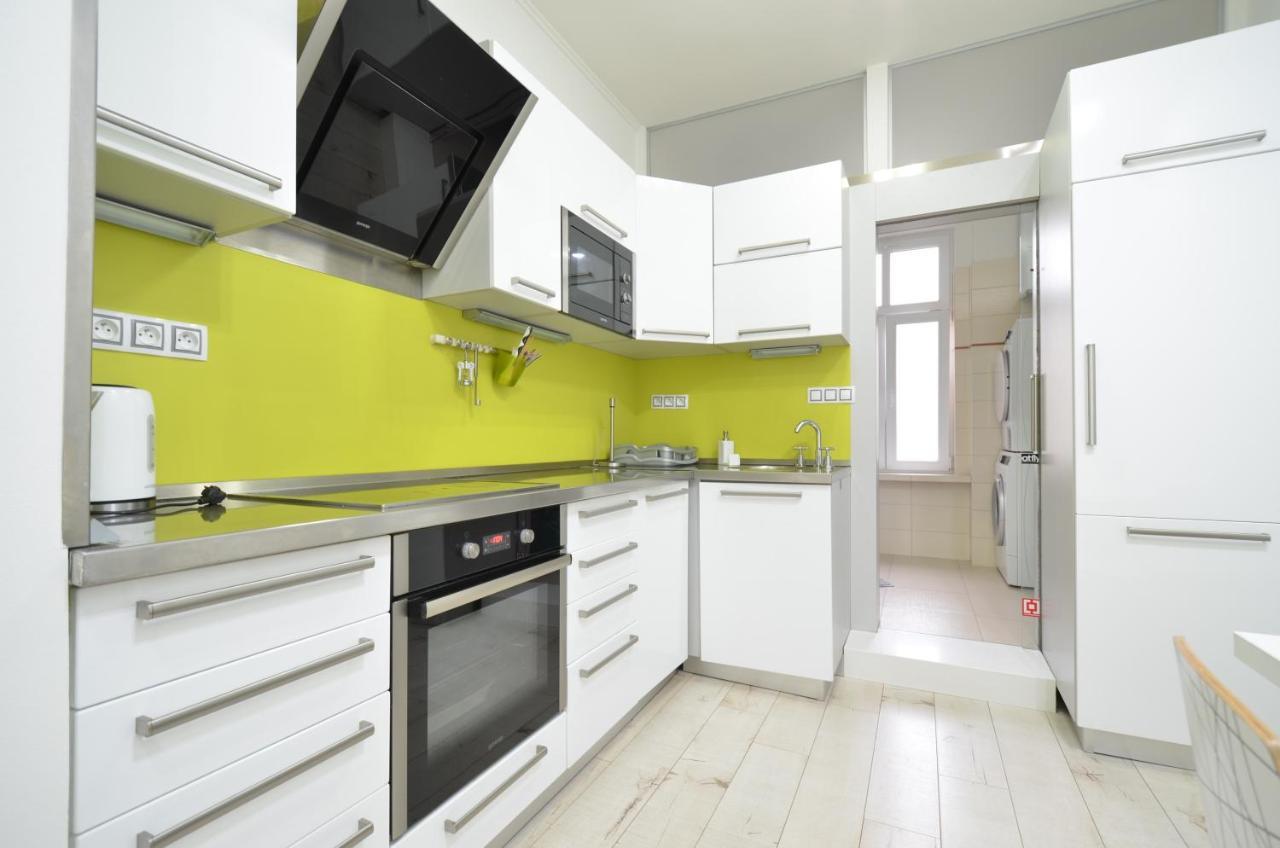 קרלובי וארי Apartmany Jizdarenska מראה חיצוני תמונה